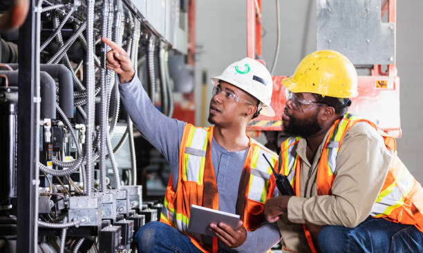Best Circuit Breaker Repair  in Vaville, CA